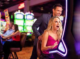 Myanmar Slots Player MMK Winning Bonus ကစားနေသောမြင်ကွင်း
